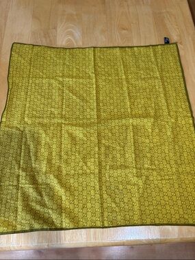 Authentic Gucci Olive Yellow Monogram Cotton Scarf 22”x22”